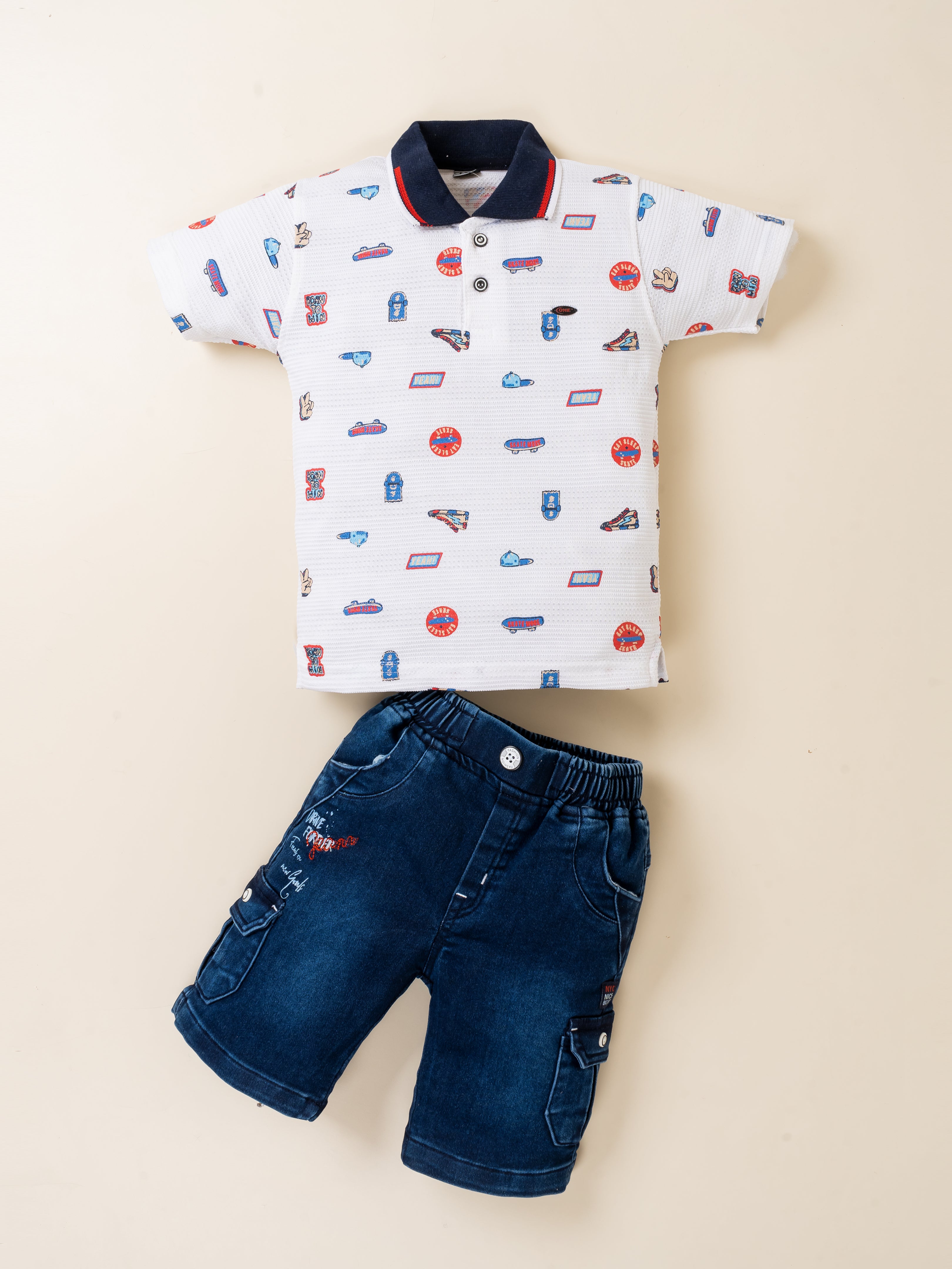 Smart Looking Cotton and Breathable Outfit for Boys
