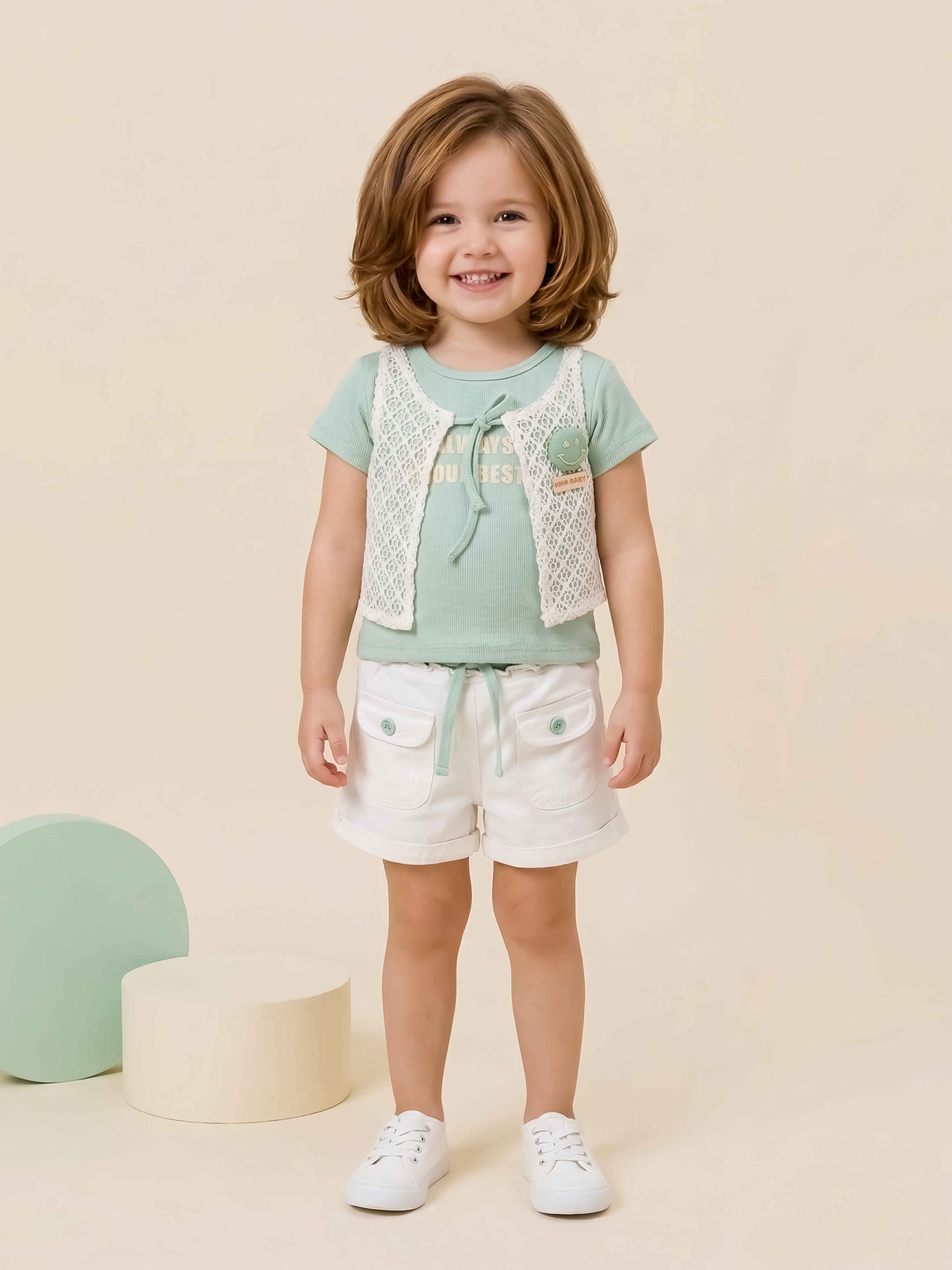 Baby Girl's Three-Part Clothing Set