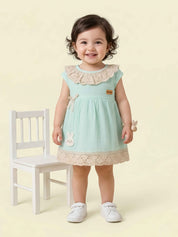 Baby Girls 'Muslin Frock with Matching Panty