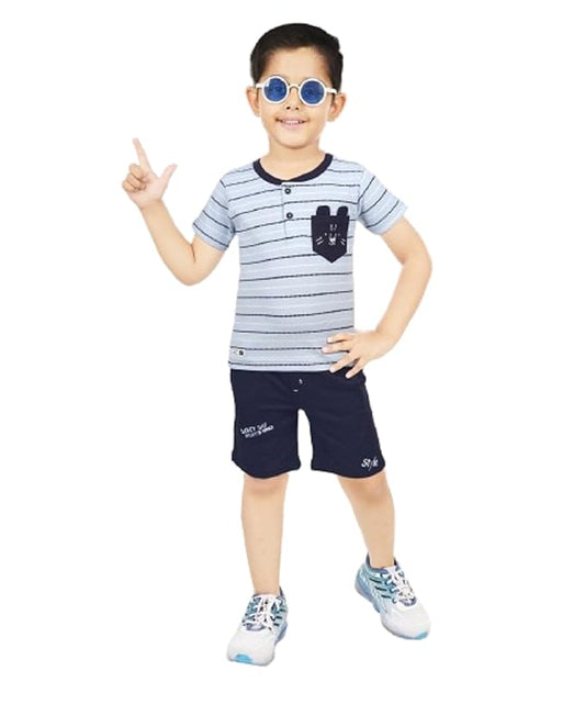CHOO CHOO Boys Printed  T-shirt and shorts