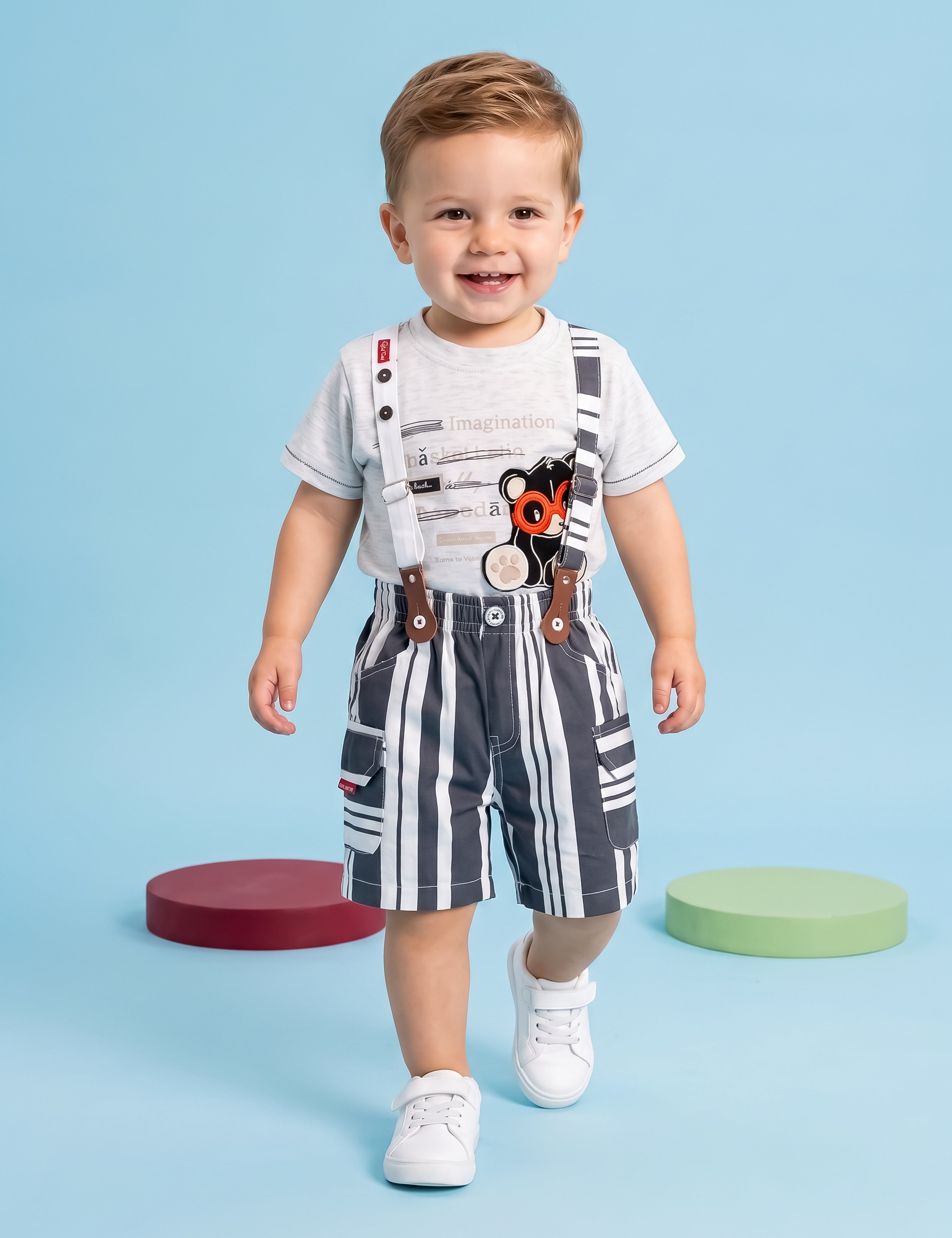 A Toddler Boy's 2-Piece Set