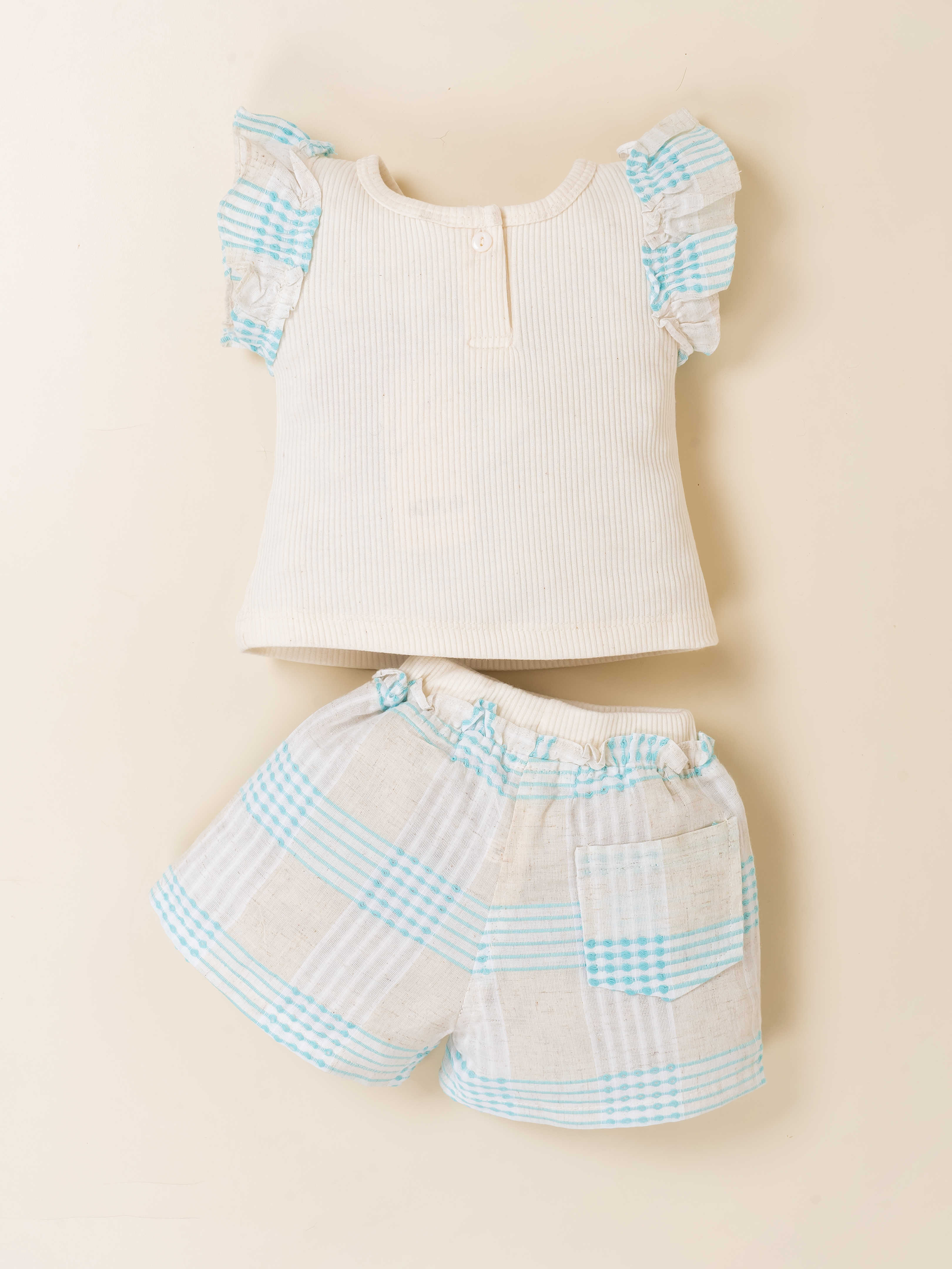 Girls Printed Knit Top with Woven Check Shorts