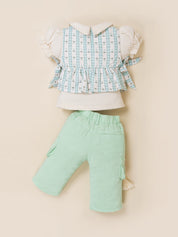 Girls Stylish Top & Capri Pant Set