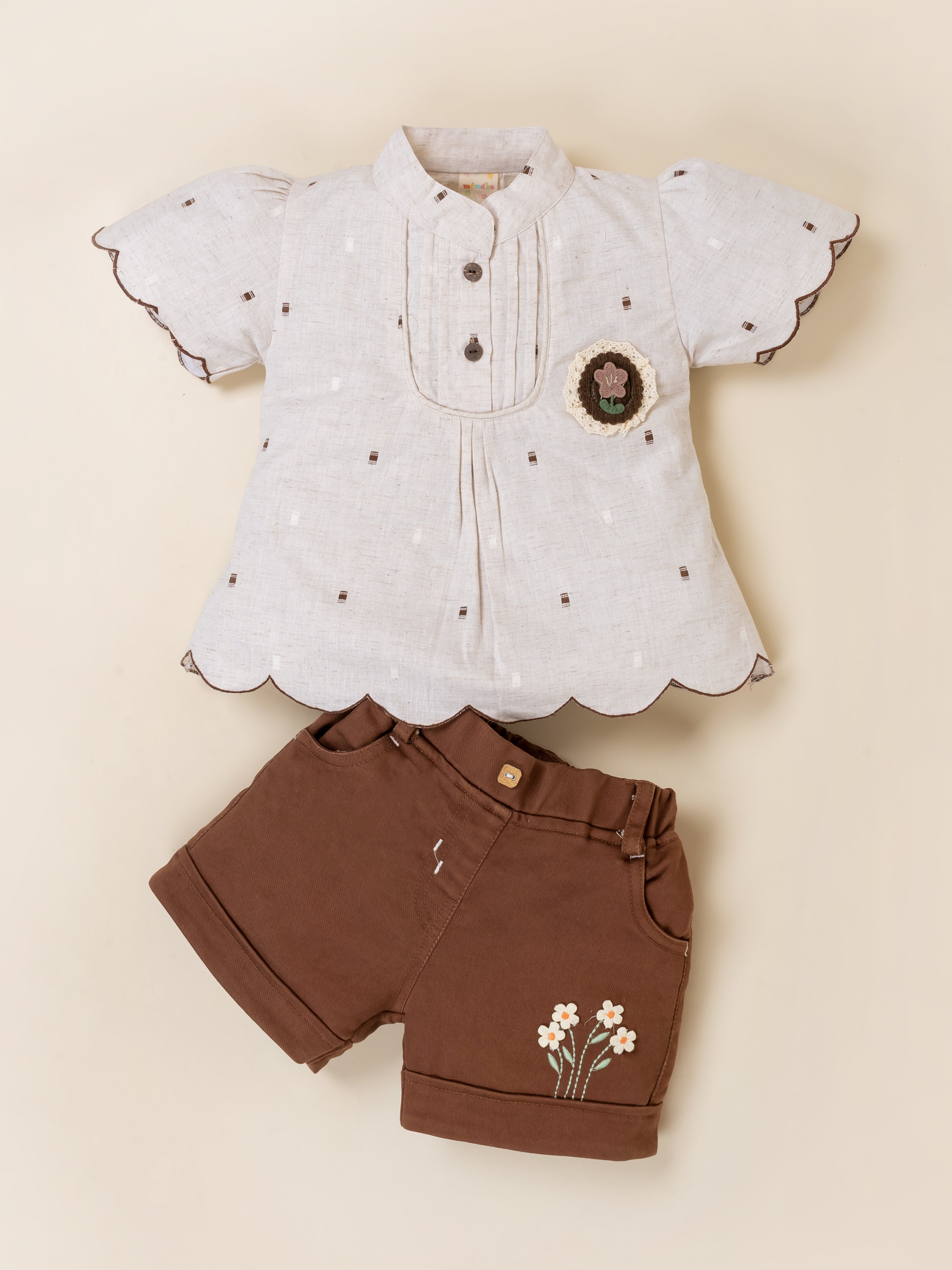 Girls Top and Shorts Clothing Set